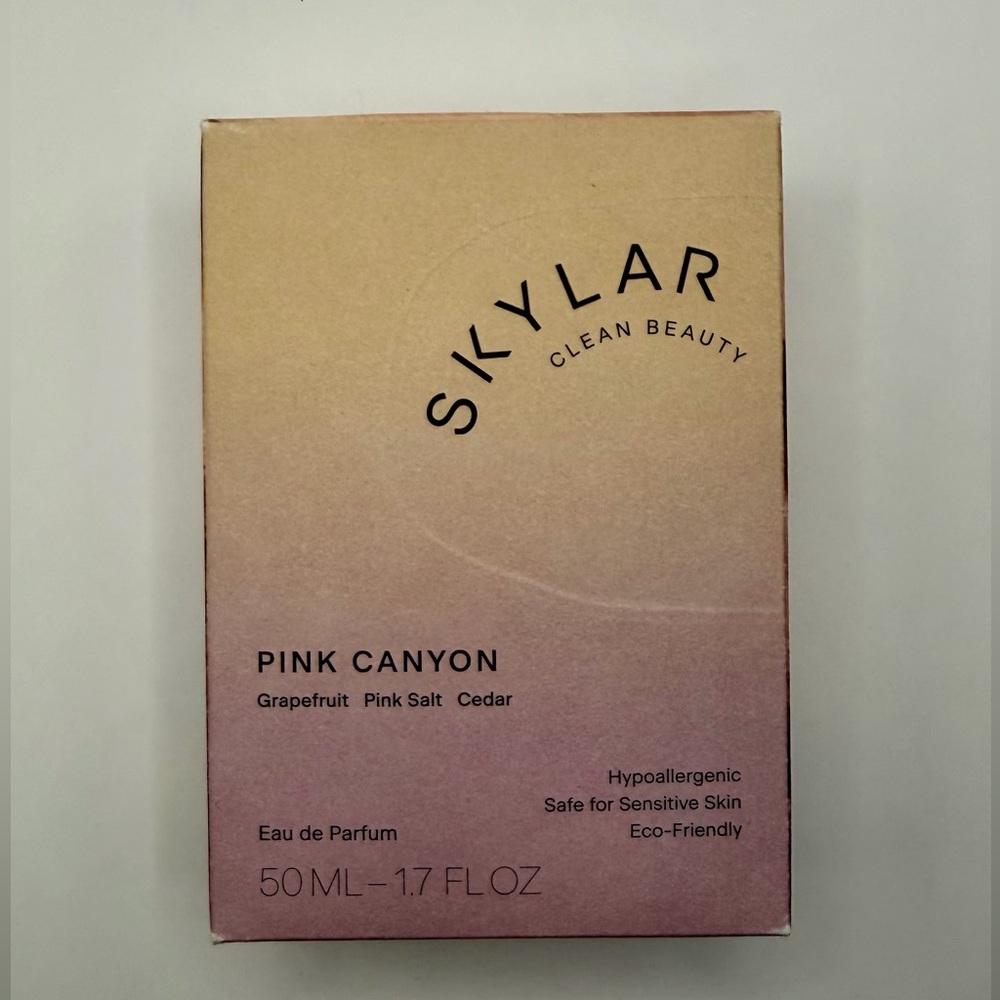 Skylar clean beauty pink canyon perfum